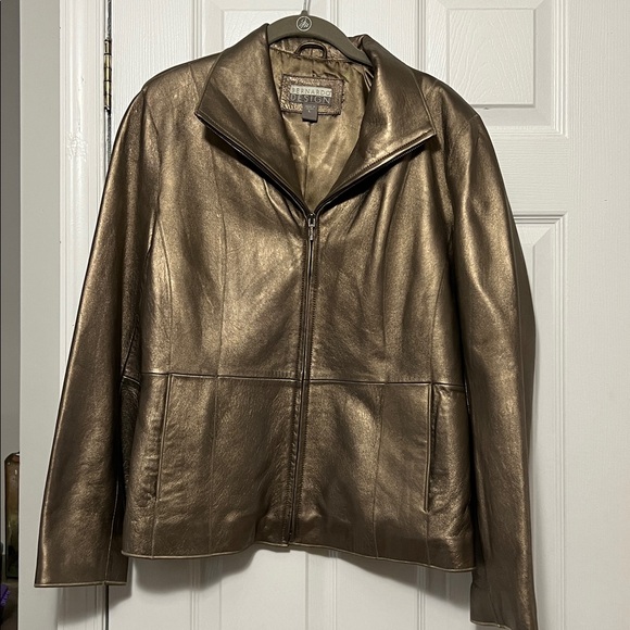 Bernardo Jackets & Blazers - Bernardo Design Genuine Leather Zipper Jacket